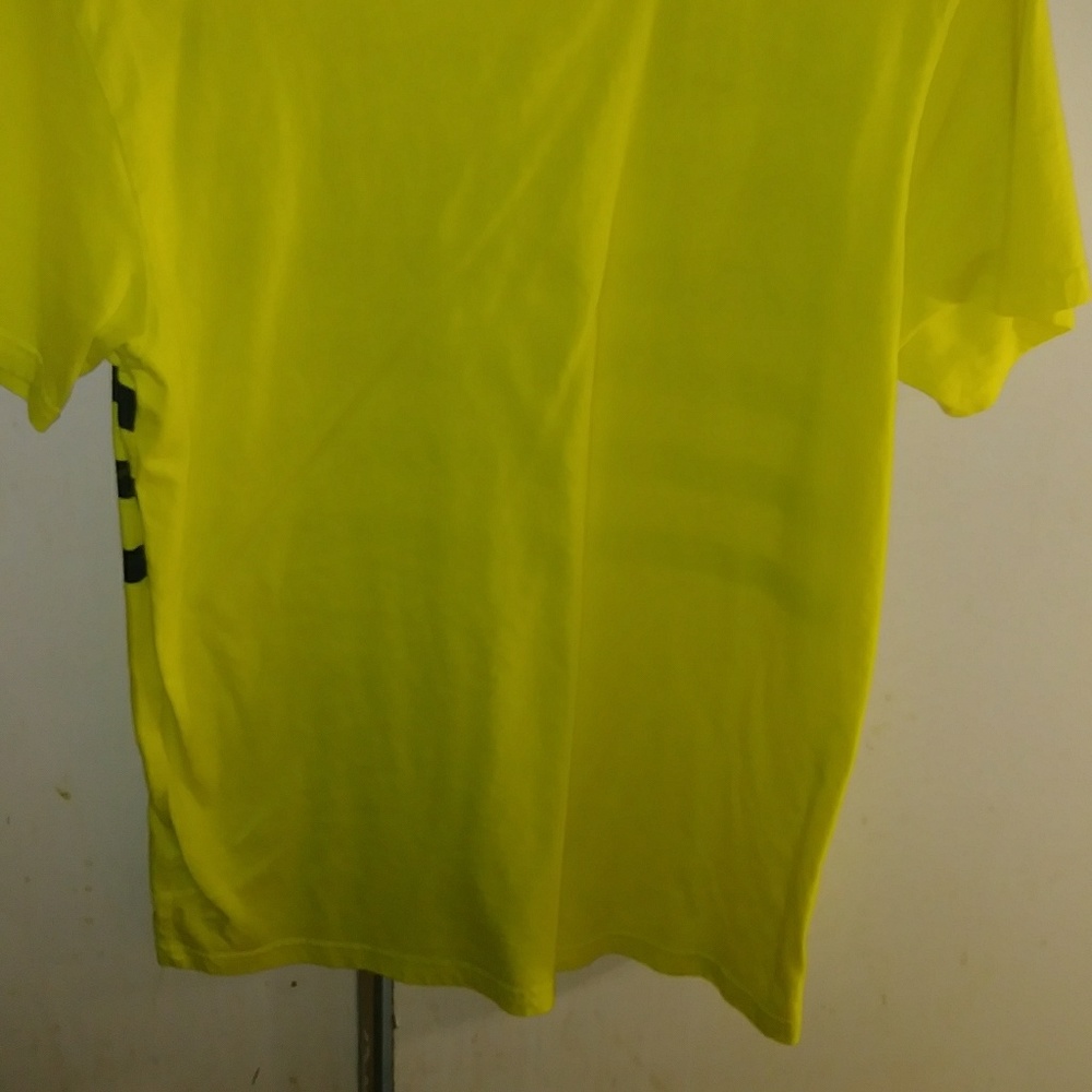 Natica TShirt - Picture 3 of 3